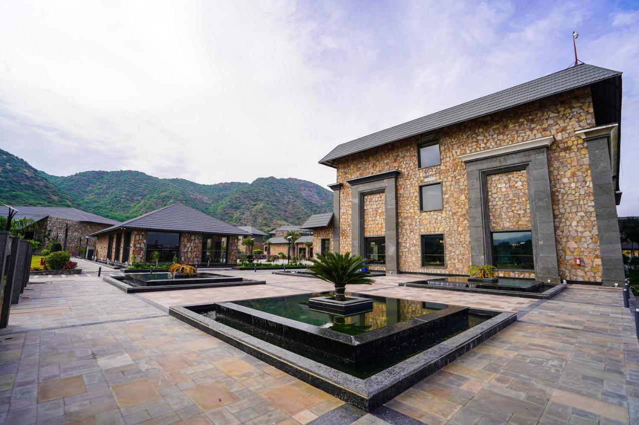 Pushkara Resort&Spa Exterior foto