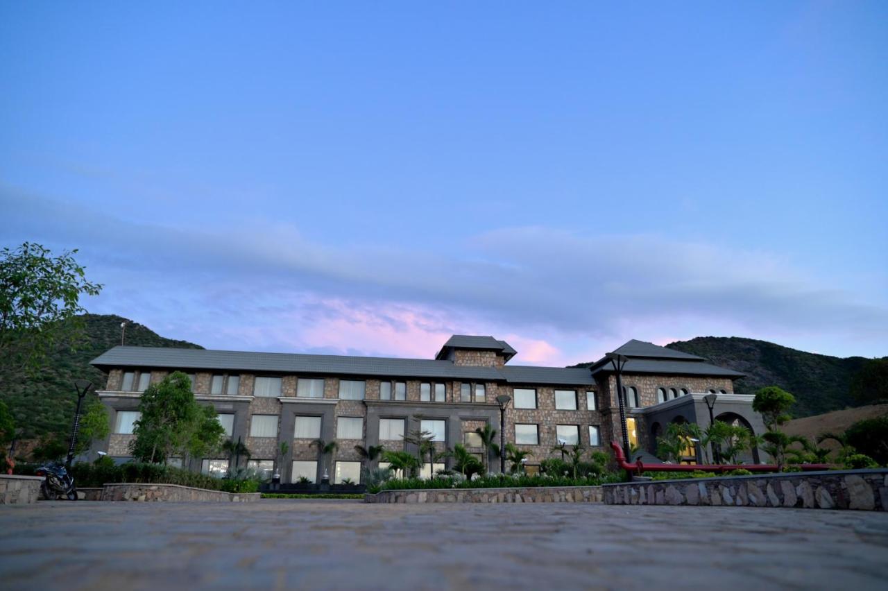 Pushkara Resort&Spa Exterior foto
