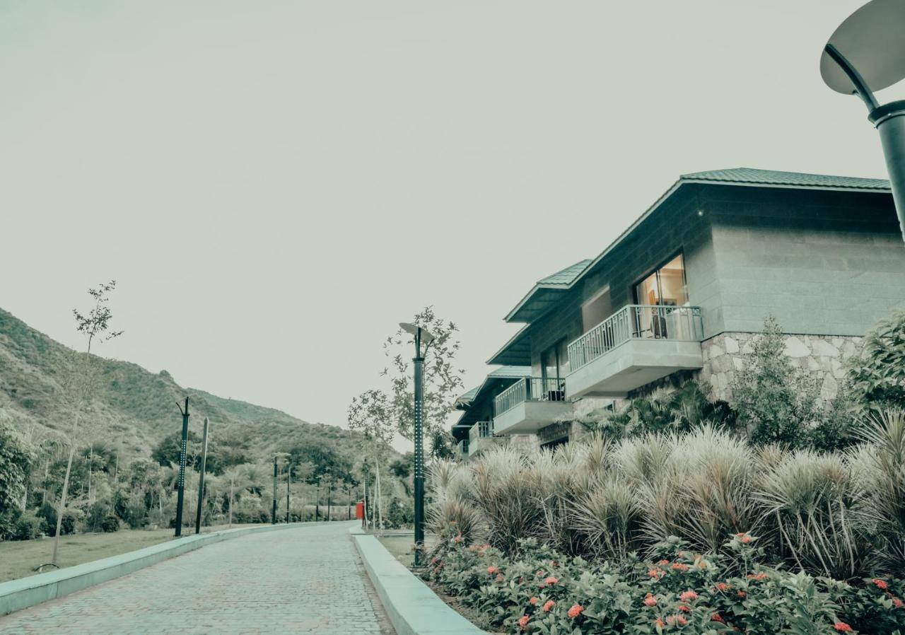 Pushkara Resort&Spa Exterior foto