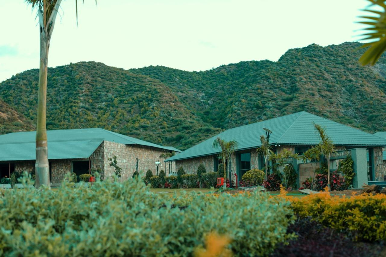 Pushkara Resort&Spa Exterior foto